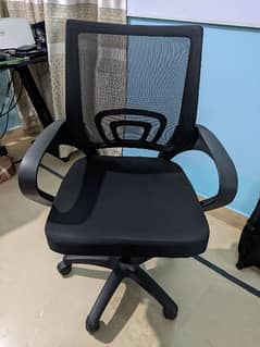 Office Chair Black 10/10 condition nylon base