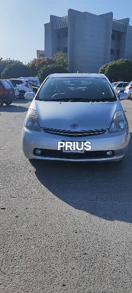 Toyota Prius S Touring Selection 1.5 6