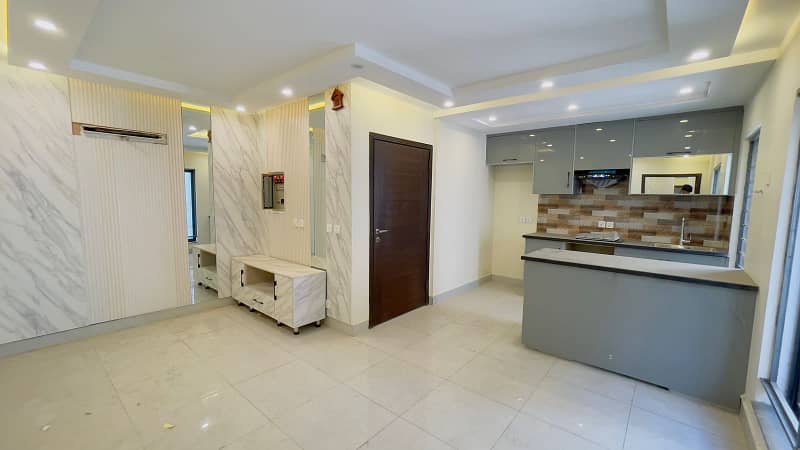 BRAND NEW APARTMENT FOR SALE AT VERY HOT LOCATION 1