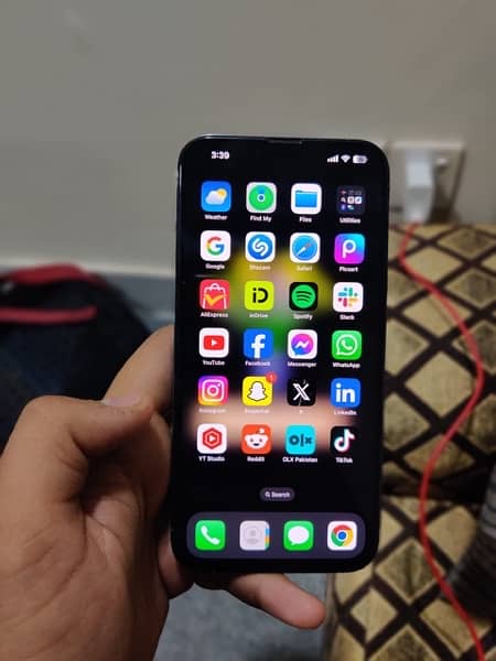 Iphone 13 pro max 128gb everything working 10/10 84% battery health 2