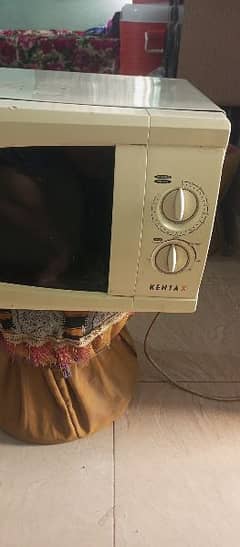 Kentex Oven Large size good condition urgent sell