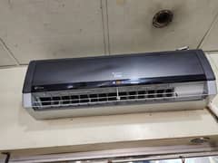 Gree 1.5 ton inverter AC G10 model heat and cool
