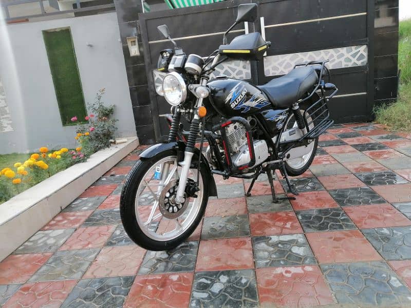 Suzuki GS 150 SE 1