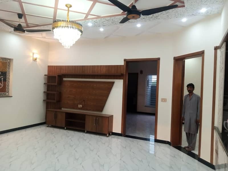 10 MARLA PORTION AVAILABLE FOR RENT IN JUBILEE TOWN LAHORE 2