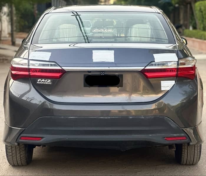 Toyota Corolla GLI 2019 manual 1