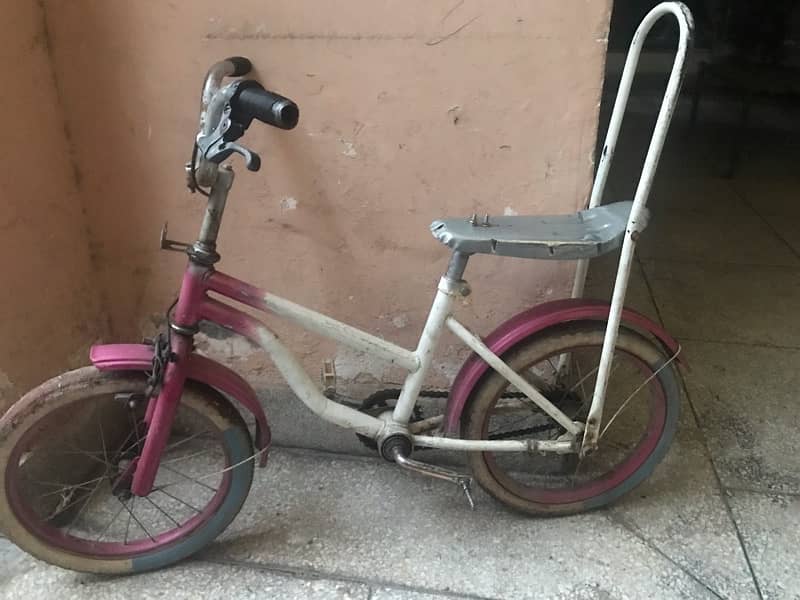 kids cycle / bycycle in good working condition 3