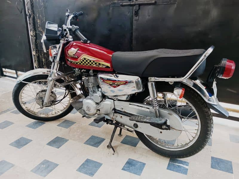 Honda 125 Spacial edition 0