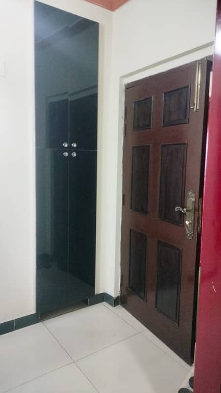 10 Marla 3 Bedroom Apartment for Sale in Askari -11 Lahore. 7