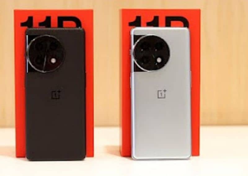 oneplus 11 and 11R available boxpack 0