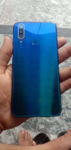 vivo y 15 4/64 exchange possible with I phone 7 pta with box ho 0