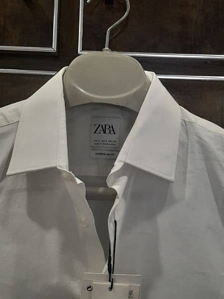 Zara's shirt brand new 4