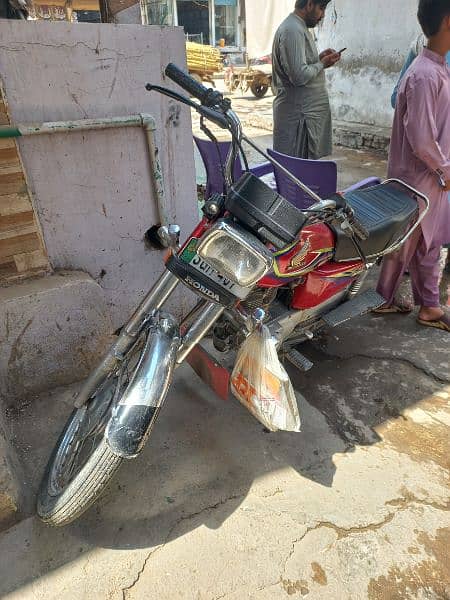 honda 125 17/18 model 12