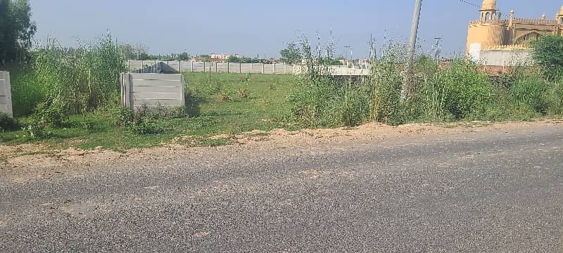 Sue-E-Asal Road Commercial Plot Sized 4 Kanal For Sale 1