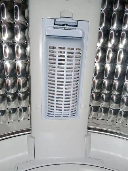 Haier fully automatic machine for sale full geniun condition 3