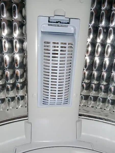 Haier fully automatic machine for sale full geniun condition 4