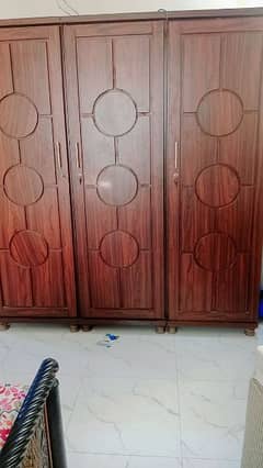 best wood  lamination cupboard heavy alamari