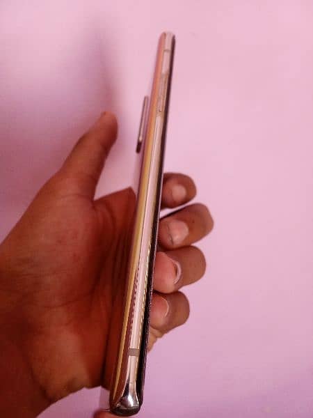OnePlus 8 5 g / 8+6 ram 128 storage single sim 4