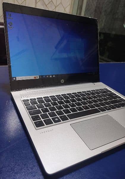 HP Probook 445R G6 
AMD RYZEN 5 3500U 
Radeon Vega Mobile GFX 3