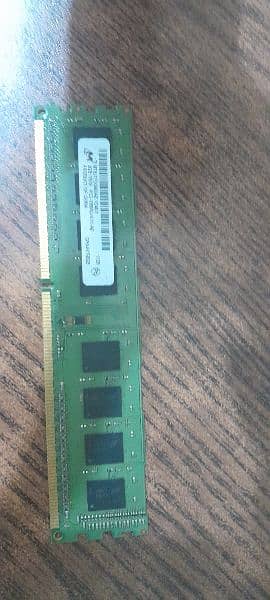 2gb  computer  ram stick 1