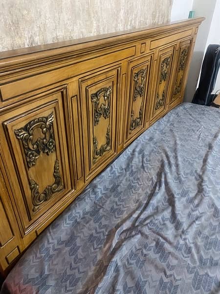 SHEESHAM KING SIZED BED + SIDE TABLES + SPRING MATTRESS 1