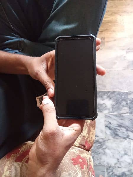 Google pixel 4a 5g 9/10 condition 9