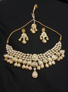 Bridal Jewellery Set (Gutka/Thappa Kundan)