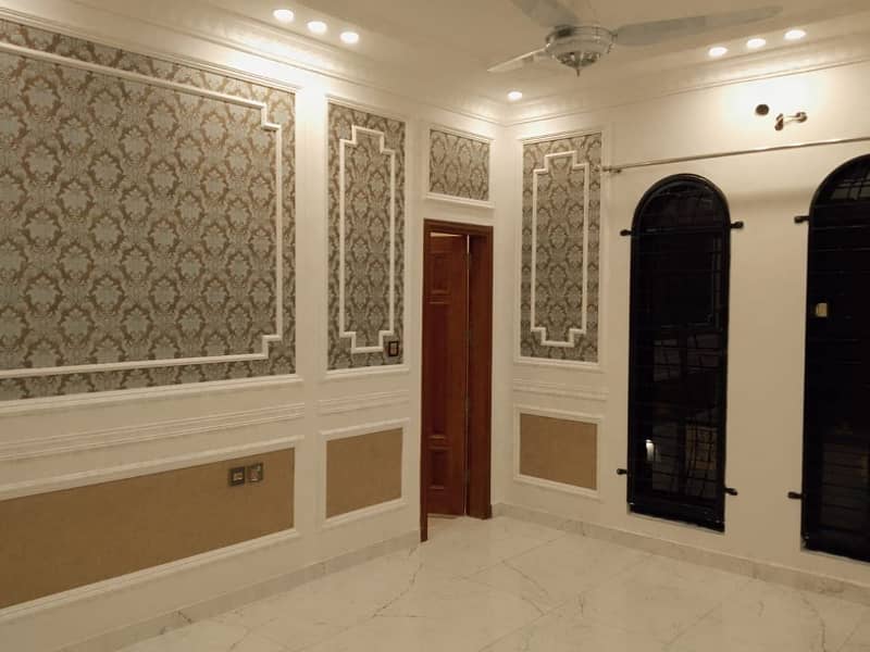 10 Marla Brand New Luxury Upper Portion Is Available For Rent In Awais Qarni BLOCK Bahria Town Lahore 22