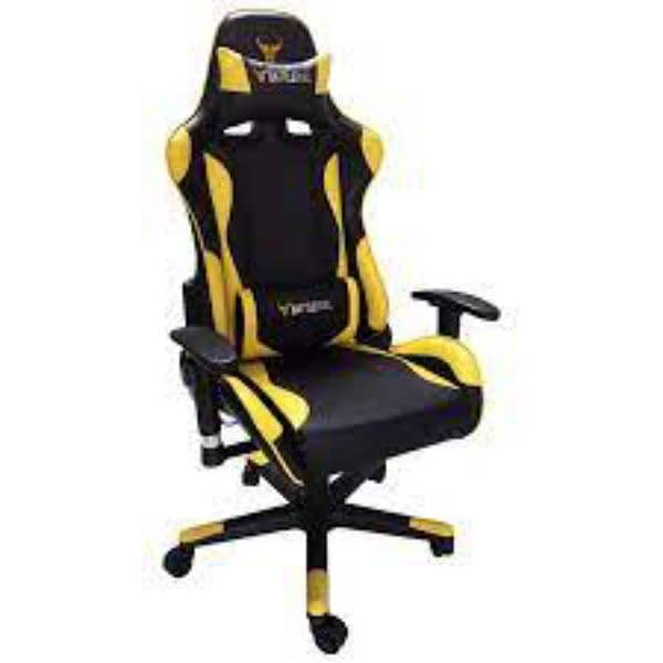 Furniture & Home Decor /  Gaming chair 2