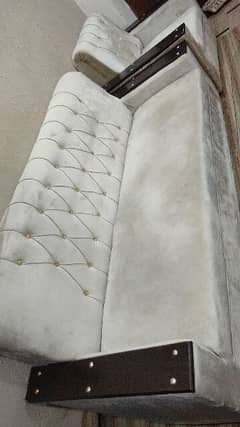 sofa set 10 by 9 condition