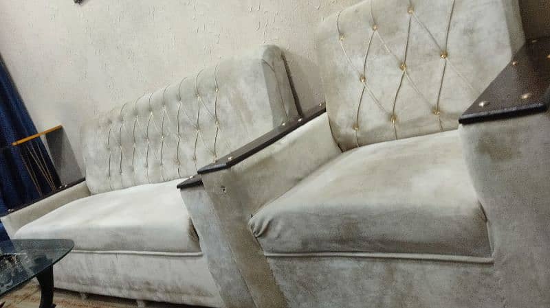 sofa set 10 by 9 condition 13