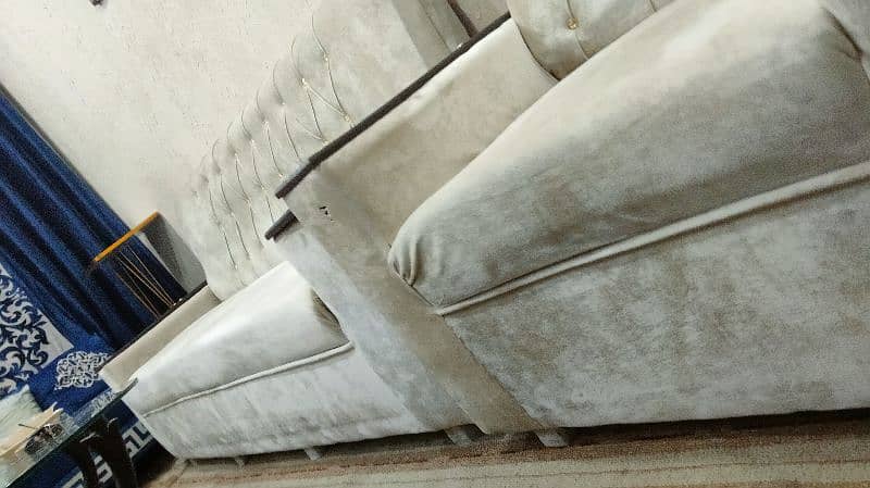 sofa set 10 by 9 condition 14