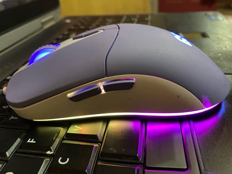 razar Logitech Corsair onn mouse available RGB 14