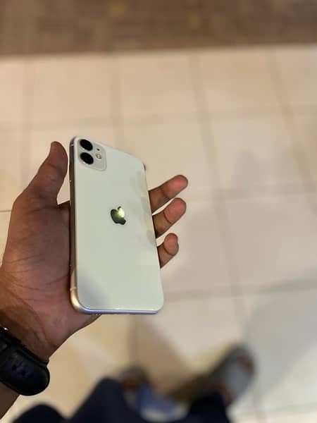 IPhone 11 128GB PTA approved 10/10 lush new 1