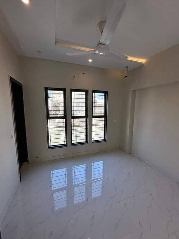 5 Marla Brand New House For Sale In Lake City - sector M-7B Lake City Lahore 2