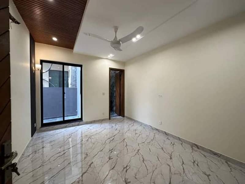 5 Marla Brand New House For Sale In Lake City - sector M-7B Lake City Lahore 8