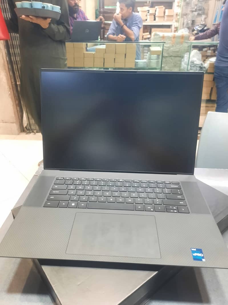 Dell Precision 5770 2