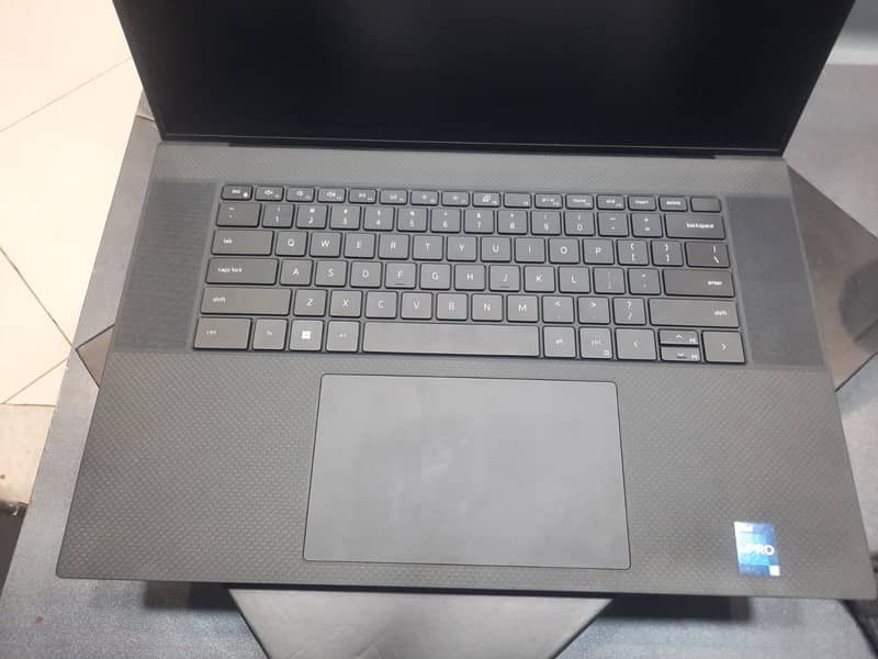 Dell Precision 5770 1