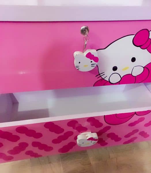 pink white kitty dressing table new condition 3