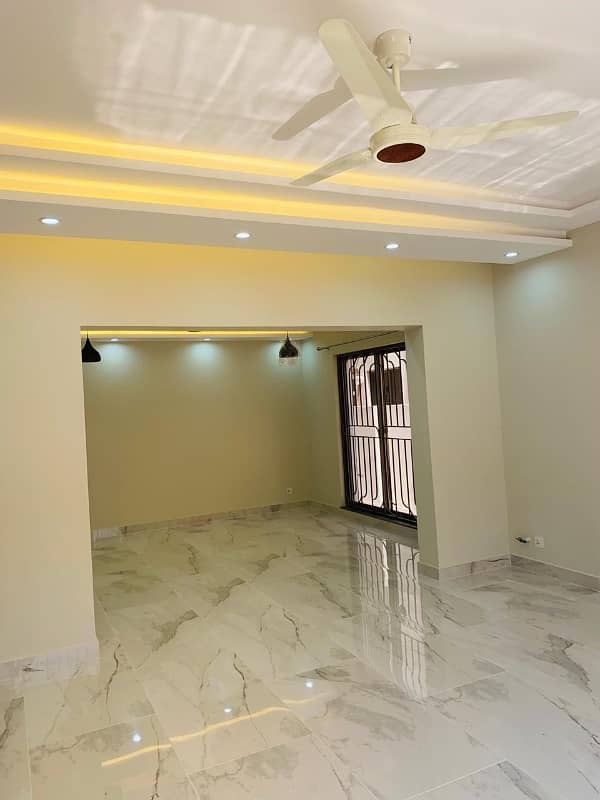 brand new ideol location 5 bedrooms brigadier house available urgent for sale 4