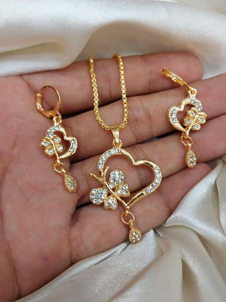 Shahzadtraders,China original gold platinum Earring and Necklace set. 9