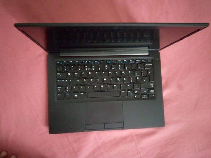 DELL LATITUDE 7390 0