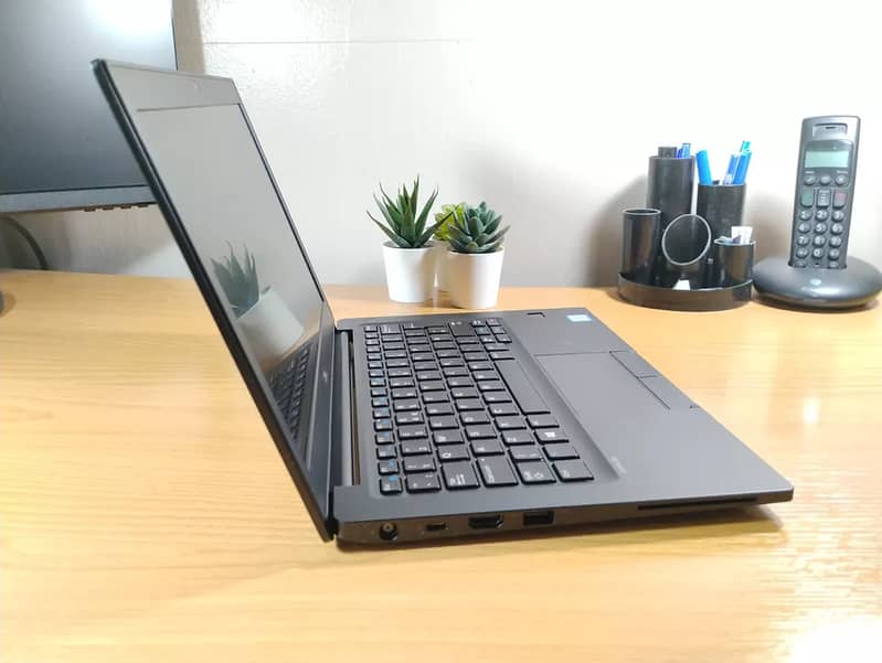 Dell i5 7th Gen Slim Latitude 7280 Laptop Like New Condition 2