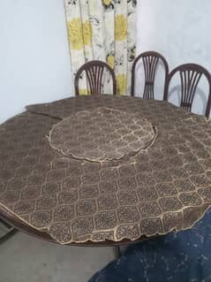 Dinning table, good quality wood, used, without chairs 0