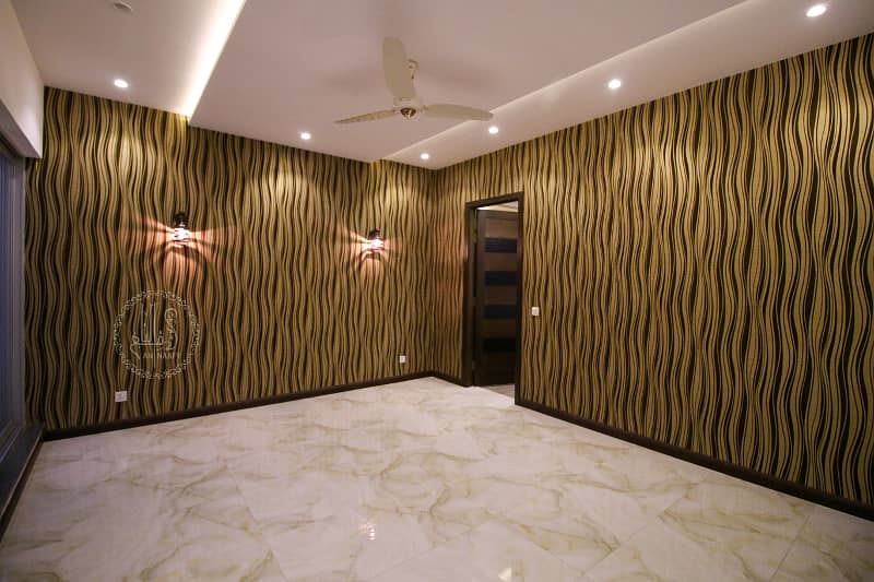 01 KANAL GLORIOUS & MAGNIFICENT HOUSE FOR RENT IN DHA PHASE 6 7