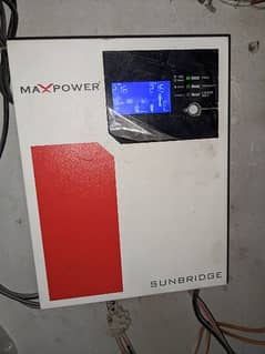 Maxpower Sunbridge Mppt Inverter with box