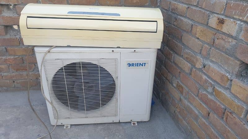 Orient 1.5 ton Ac with Large Outdoor Unit 2