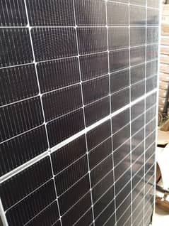 solar plates 575 watt 3 new  per plate 15000 (damage)