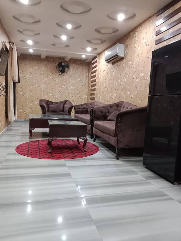 One bedroom luxury apartment for rent in bahria town 4