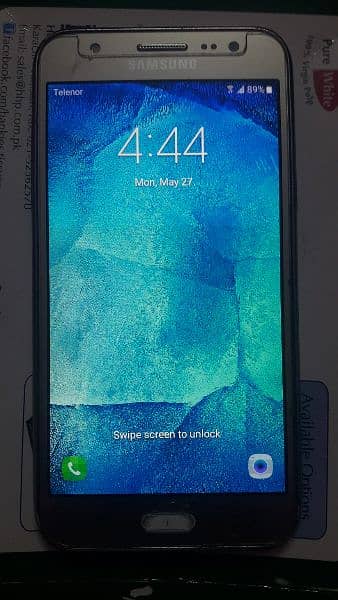 Samsung J5     8 GB 12