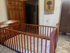 Baby cot for Sale